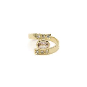 Ring mir Brillanten und  Morganit, 585/Gelbgold