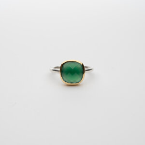 Ring mit Achat, Silber und Gelbgold