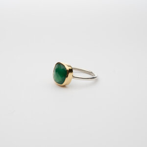 Ring mit Achat, Silber und Gelbgold